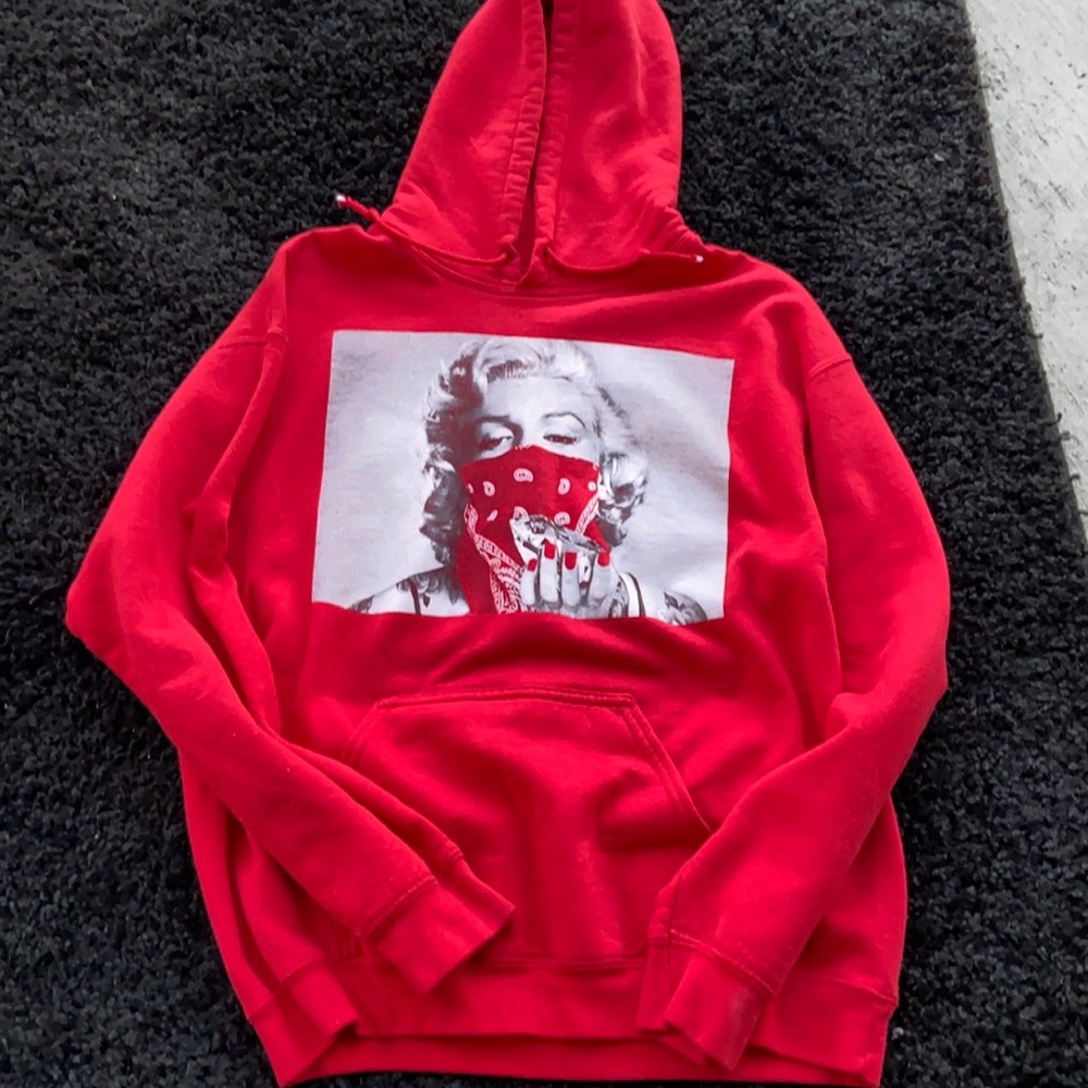 red marilyn monroe hoodie
